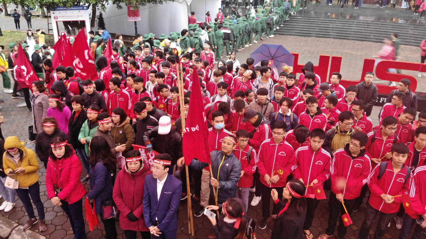 Chủ nhật Đỏ tô đậm triết lý sống nhân ái của người Việt Nam ảnh 70