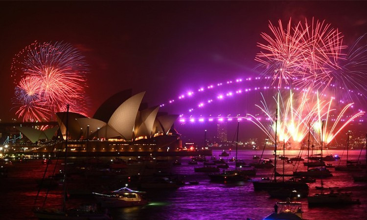 Châu Á bước sang năm mới 2020 ảnh 18