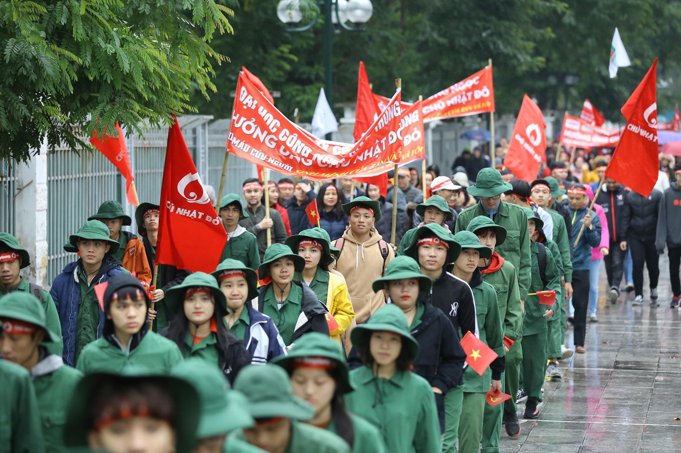 Chủ nhật Đỏ tô đậm triết lý sống nhân ái của người Việt Nam ảnh 38