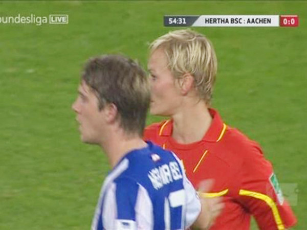 ...và Niemeyer (Hertha Berlin)