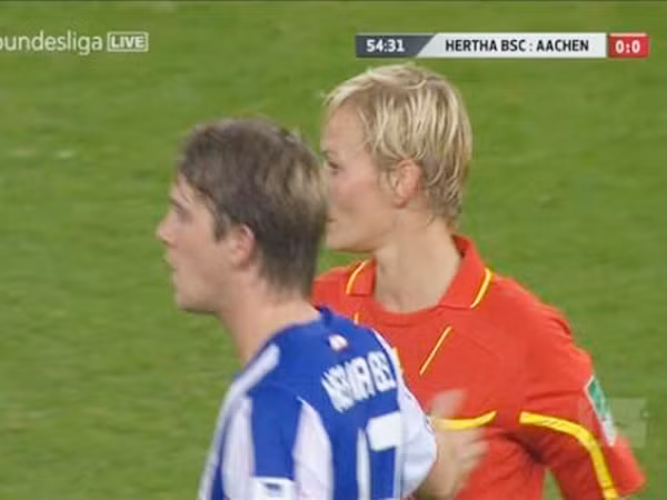 ...và Niemeyer (Hertha Berlin)