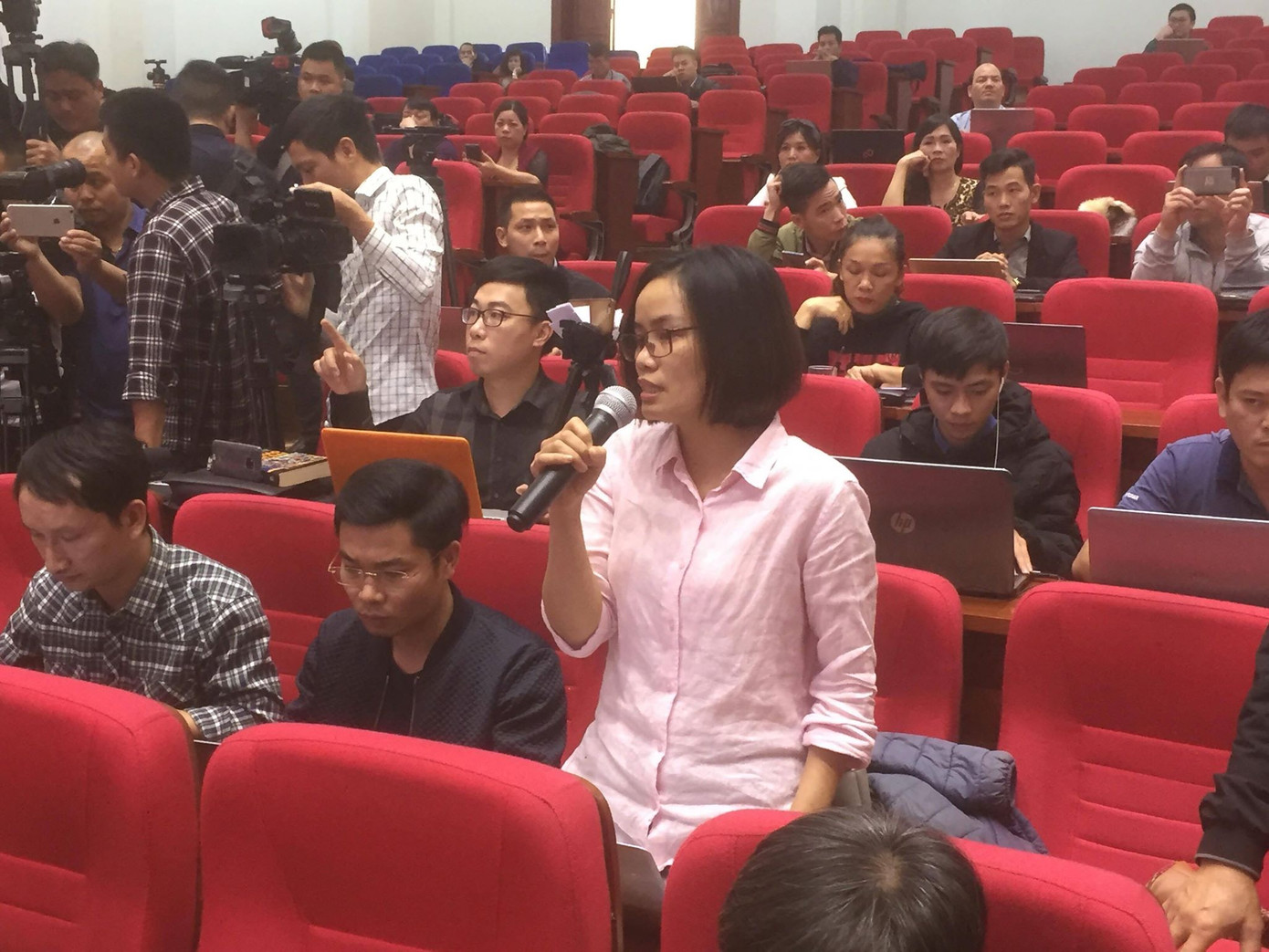 Chủ tịch Uông Bí: Chùa Ba Vàng che giấu 'thỉnh vong', đề nghị bị hại trình báo ảnh 8