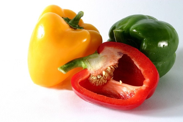 Những loại rau quả dễ khiến bạn nhiễm độc nhất ảnh 2