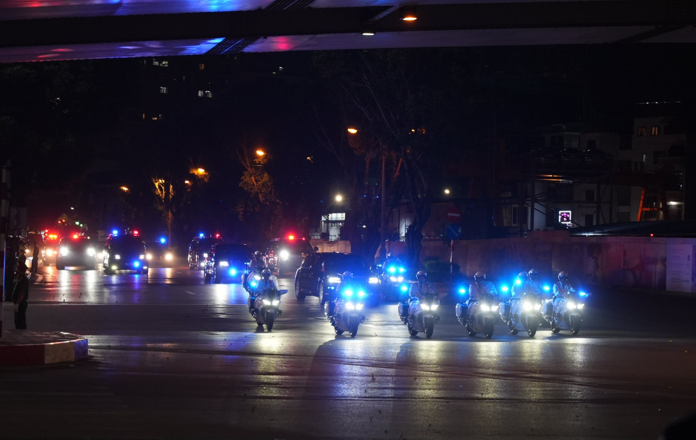 Tổng thống Nga Putin rời Hà Nội, kết thúc chuyến thăm cấp Nhà nước đến Việt Nam ảnh 13