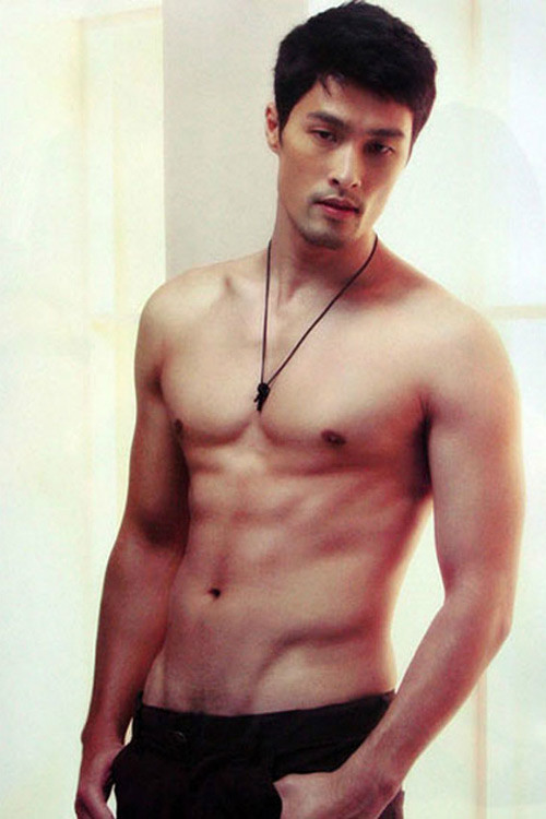 Fan tiếc nuối vẻ điển trai, lãng tử của Johnny Trí Nguyễn ảnh 2