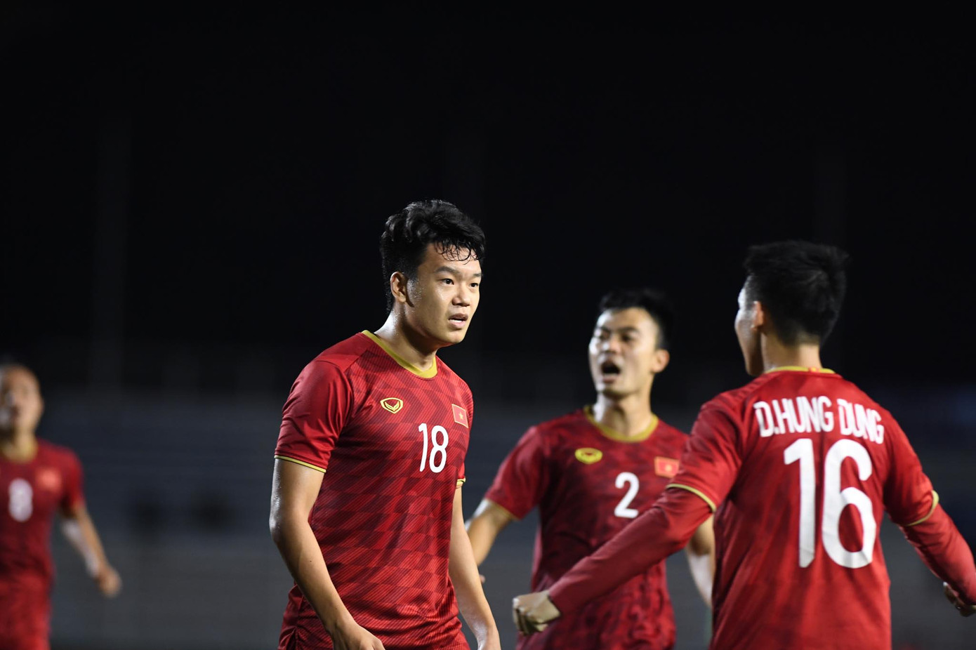 SEA Games 30 ngày 2/12: Việt Nam đứng thứ 2 trên bảng tổng sắp huy chương ảnh 5 SEA Games 30 ngày 2/12: Việt Nam đứng thứ 2 trên bảng tổng sắp huy chương ảnh 5