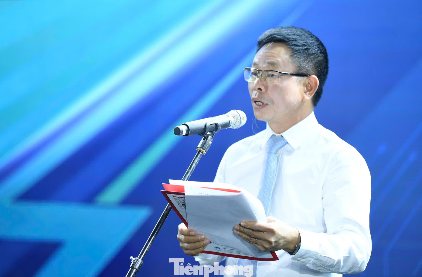 Nhà báo Phùng Công Sưởng - Tổng Biên tập Báo Tiền Phong, Trưởng Ban tổ chức Ngày Thẻ Việt Nam 2024 - Sóng Festival.