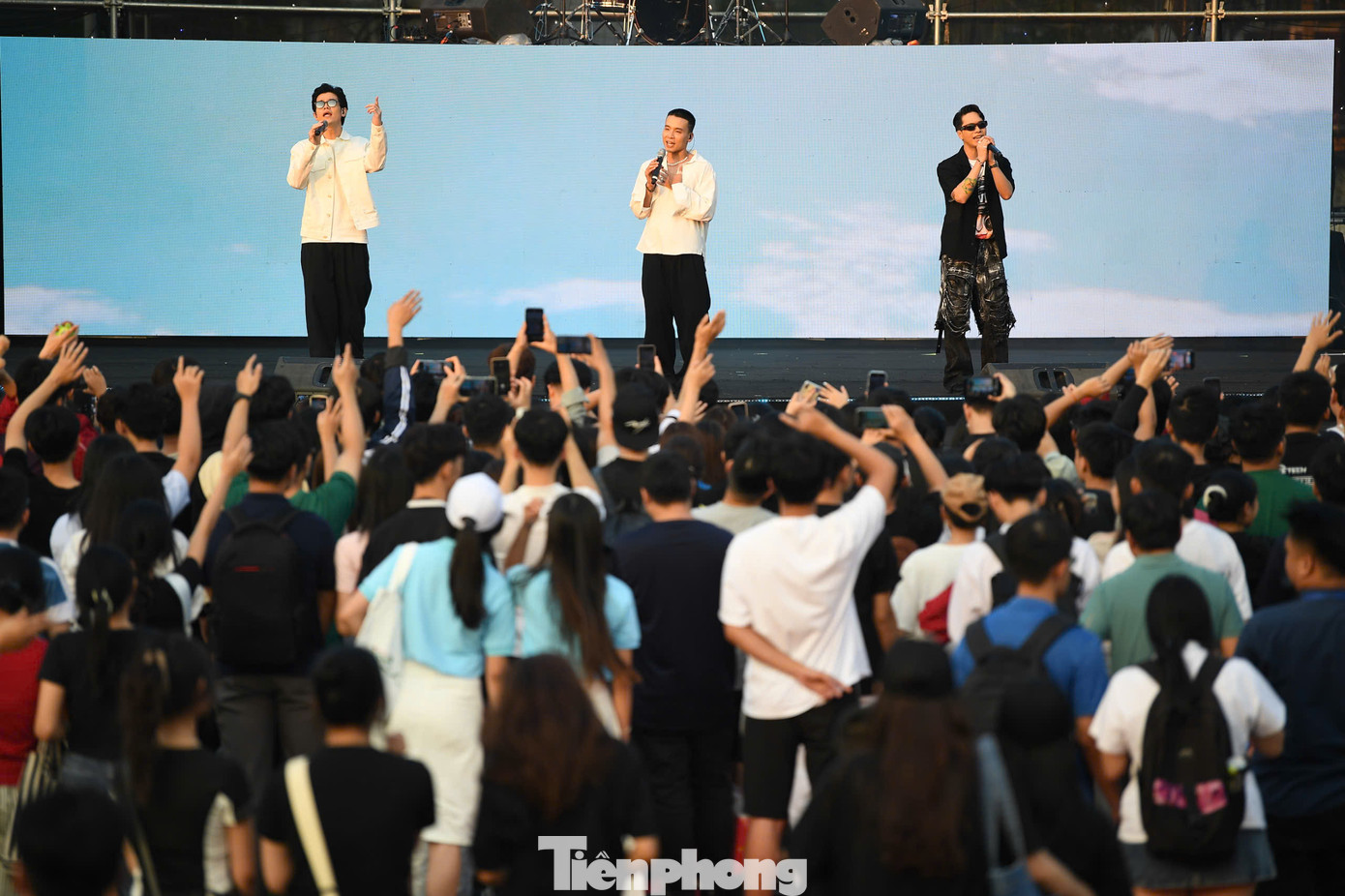 Chương trình biểu diễn nghệ thuật bùng nổ chiều 6/10 chính là cái kết đẹp, khép lại hai ngày trải nghiệm sôi nổi của ngày hội trải nghiệm công nghệ thanh toán mới.