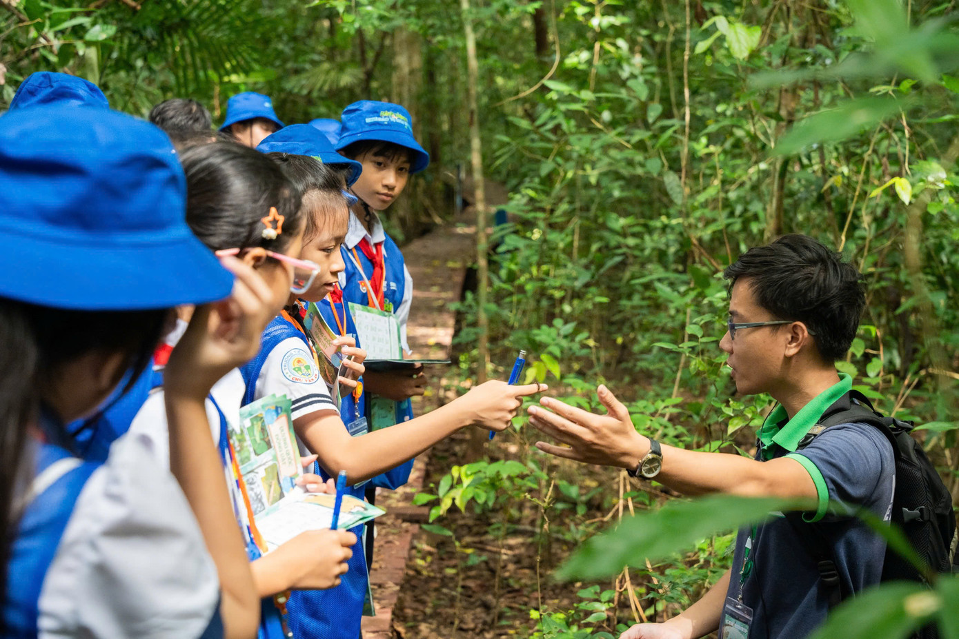 Chuyến trải nghiệm và học tập tại Vườn Quốc gia Cát Tiên đã thu hút hơn 360 học sinh và giáo viên tại tỉnh Đồng Nai.