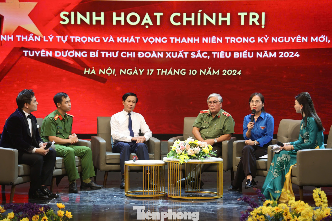 Chương trình sinh hoạt chính trị “Tinh thần Lý Tự Trọng và khát vọng thanh niên trong kỷ nguyên mới”. Ảnh: Hoàng Ngọc Chương trình sinh hoạt chính trị “Tinh thần Lý Tự Trọng và khát vọng thanh niên trong kỷ nguyên mới”. Ảnh: Hoàng Ngọc