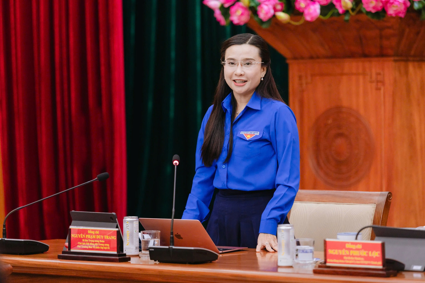 Chị Nguyễn Phạm Duy Trang - Bí thư T.Ư Đoàn, Chủ tịch Hội đồng Đội T.Ư phát biểu tại hội nghị.