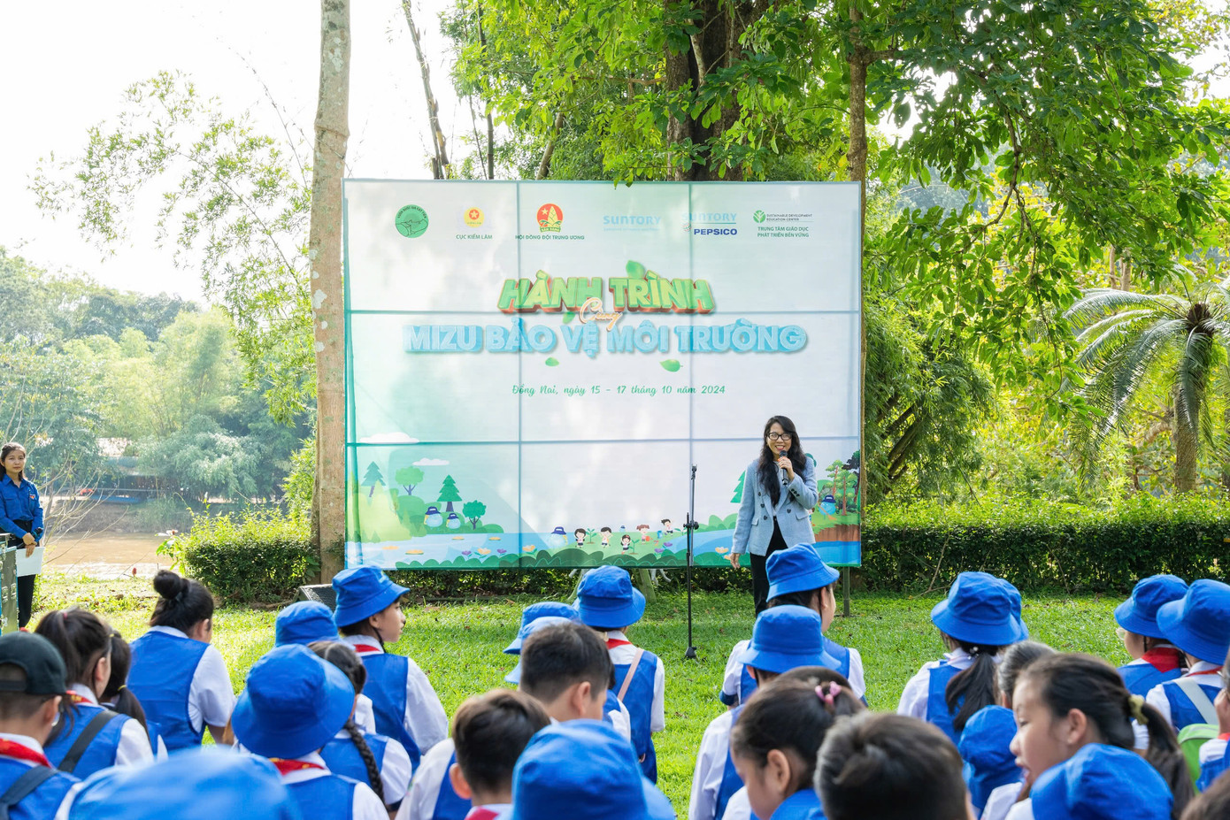 Chương trình tham quan trải nghiệm, học tập cho học sinh là một hoạt động nằm trong dự án “Mizuiku - Em yêu nước sạch” nhằm nuôi dưỡng nhận thức cho thế hệ tương lai về bảo vệ tài nguyên rừng, giữ gìn nguồn nước.