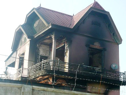 Ngôi nhà khang trang của mẹ Vũ đã bị con trai hủy hoại. Ngôi nhà khang trang của mẹ Vũ đã bị con trai hủy hoại