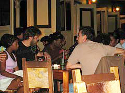 Nhiều người Italia tìm đến Santiago đi Cuba như điểm đến của du lịch tình dục. Nhiều người Italia tìm đến Santiago đi Cuba như điểm đến của du lịch tình dục