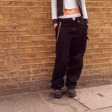 Những ai mặc quần ống rộng như thế này tại một khu vực của bang Louisiana, Mỹ sẽ bị phạt