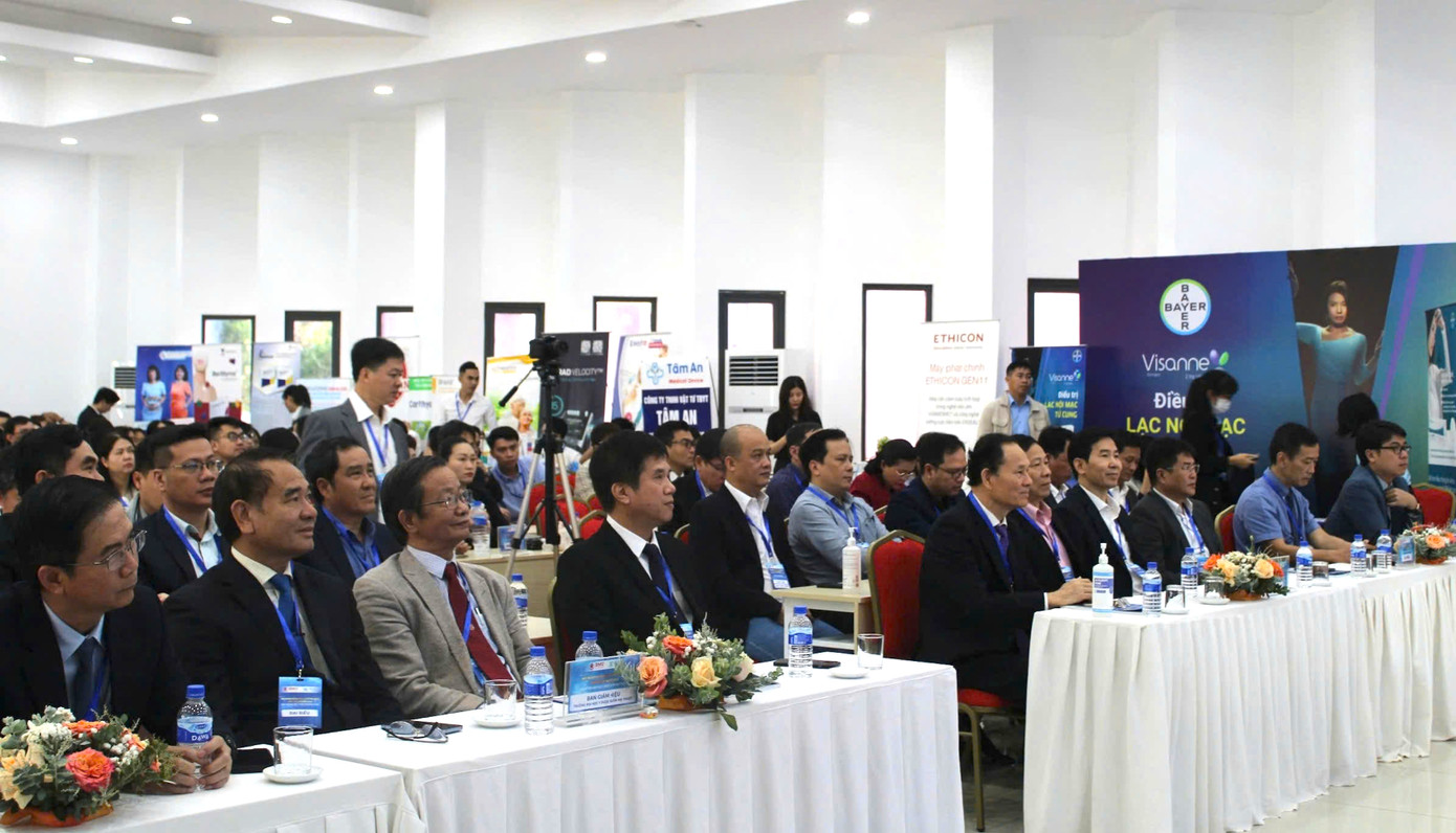 Đại biểu tham dự hội nghị