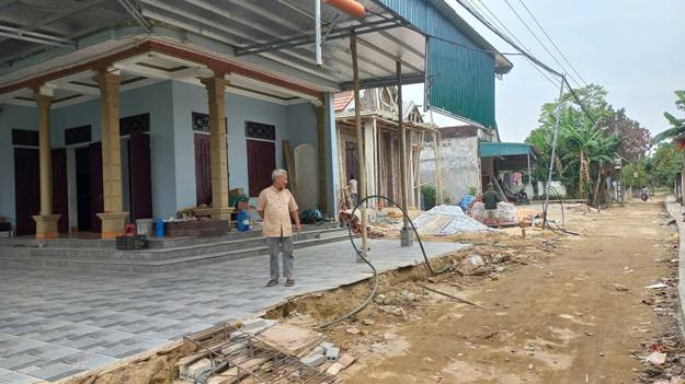 Người dân xã Hoằng Ngọc hiến đất mở rộng đường giao thông