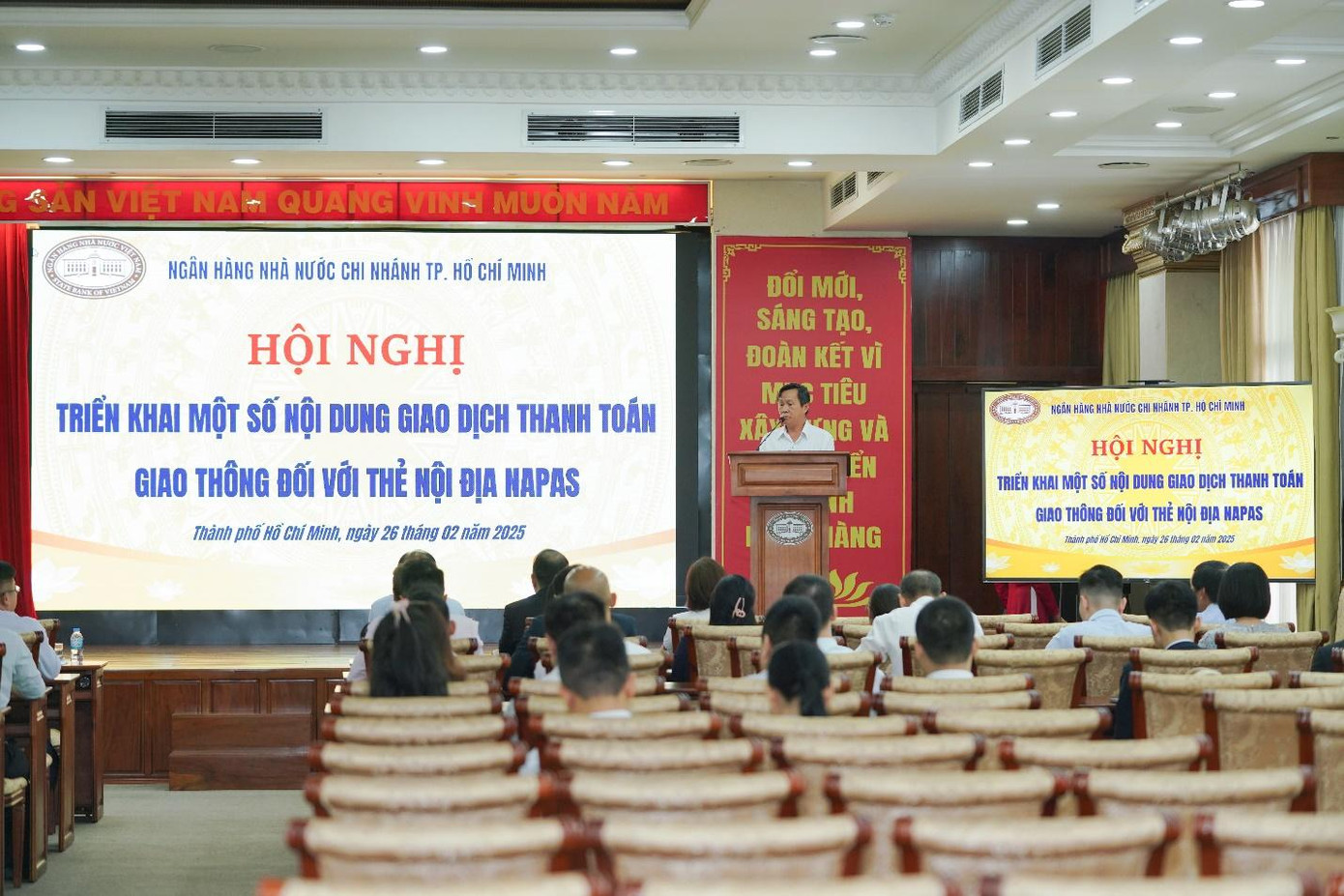 Ông Trần Đình Cường - Phó giám đốc Ngân hàng Nhà nước chi nhánh TP. Hồ Chí Minh Ông Trần Đình Cường - Phó giám đốc Ngân hàng Nhà nước chi nhánh TP. Hồ Chí Minh