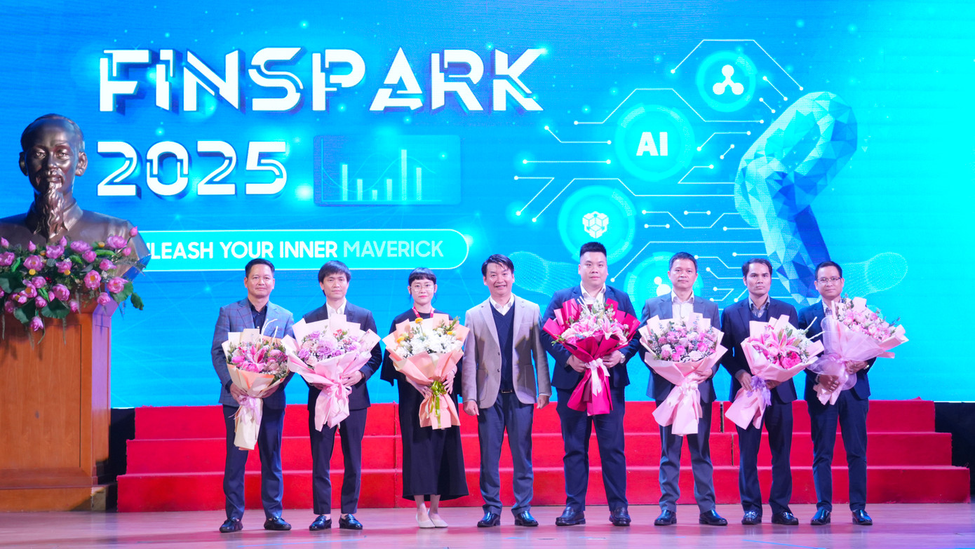 Các diễn giả chính trong hội thảo Fintech Career Unlock Các diễn giả chính trong hội thảo Fintech Career Unlock