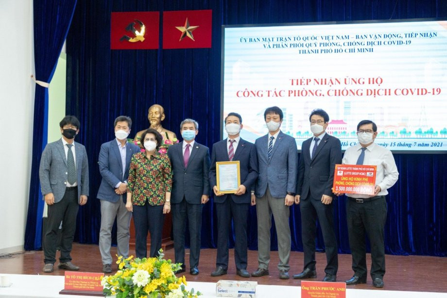 LOTTE Mart cùng tập đoàn LOTTE ủng hộ hơn 7 tỷ đồng cho MTTQVN trong giai đoạn phòng chống và khắc phục hậu quả của dịch Covid-19 LOTTE Mart cùng tập đoàn LOTTE ủng hộ hơn 7 tỷ đồng cho MTTQVN trong giai đoạn phòng chống và khắc phục hậu quả của dịch Covid-19