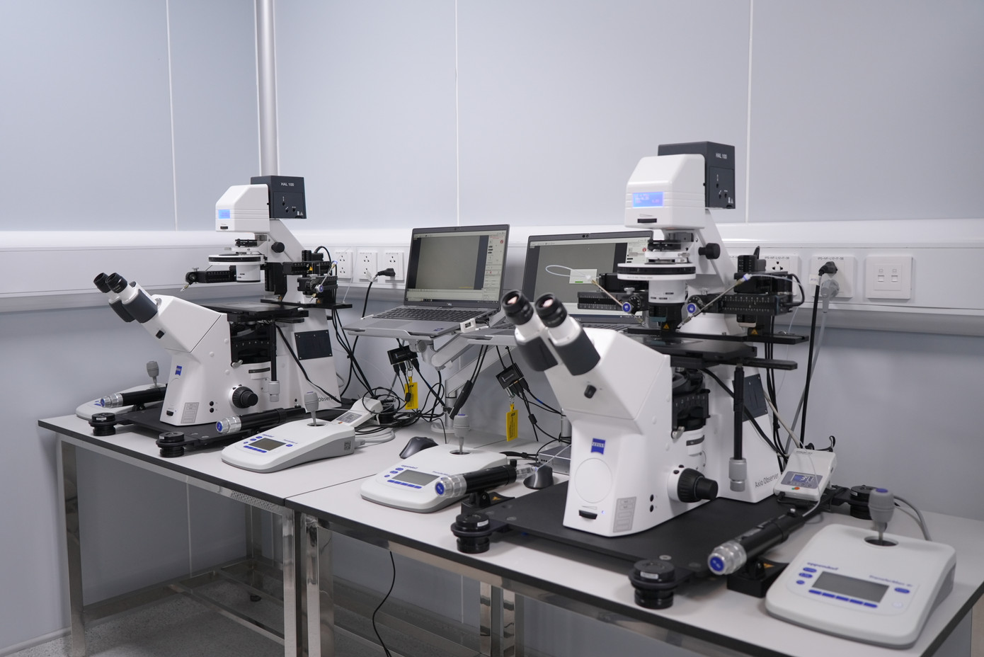 Bộ vi thao tác tự động thực hiện kỹ thuật ICSI Bộ vi thao tác tự động thực hiện kỹ thuật ICSI