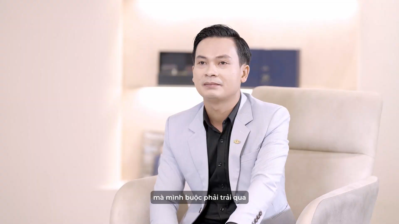 Lời khuyên từ anh Thắng được chia sẻ trong chuỗi video "Chuyện nghề Tư vấn viên" được kể bởi các MDRT của Prudential. Lời khuyên từ anh Thắng được chia sẻ trong chuỗi video "Chuyện nghề Tư vấn viên" được kể bởi các MDRT của Prudential.