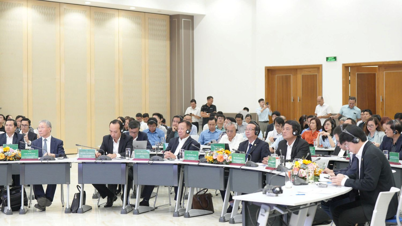 Các đại biểu tham dự hội thảo