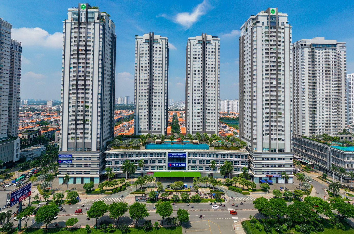 Trung tâm khám chữa bệnh Đa khoa Tâm Anh - Quận 7 phục vụ hàng nghìn lượt khách mỗi ngày và là địa chỉ uy tín đối với các khách hàng quốc tế. Trung tâm khám chữa bệnh Đa khoa Tâm Anh - Quận 7 phục vụ hàng nghìn lượt khách mỗi ngày và là địa chỉ uy tín đối với các khách hàng quốc tế.