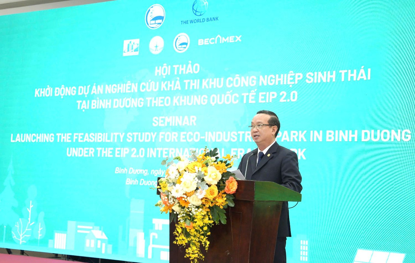 Phó Chủ tịch UBND tỉnh Bình Dương Bùi Minh Thạnh phát biểu