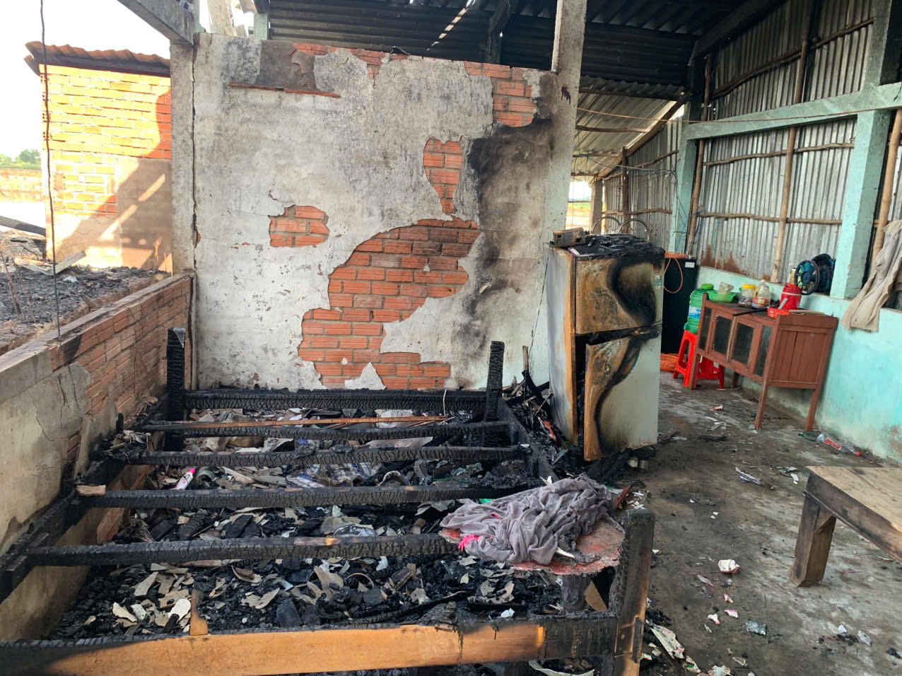 Hiện trường vụ cháy. Hiện trường vụ cháy.