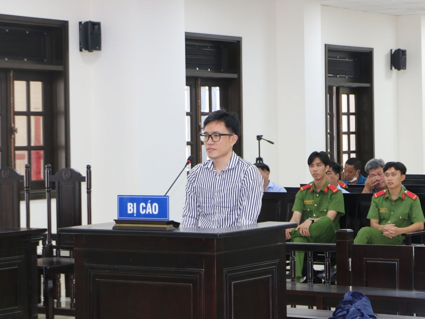 Nguyễn Phúc Nhân tại phiên toà sơ thẩm.