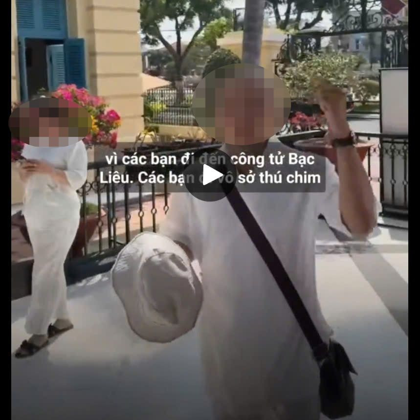 Chủ tài khoản đăng clip chê 'nhà Công tử Bạc Liêu không hấp dẫn bằng sở thú' bị phạt 7,5 triệu đồng. Chủ tài khoản đăng clip chê 'nhà Công tử Bạc Liêu không hấp dẫn bằng sở thú' bị phạt 7,5 triệu đồng.