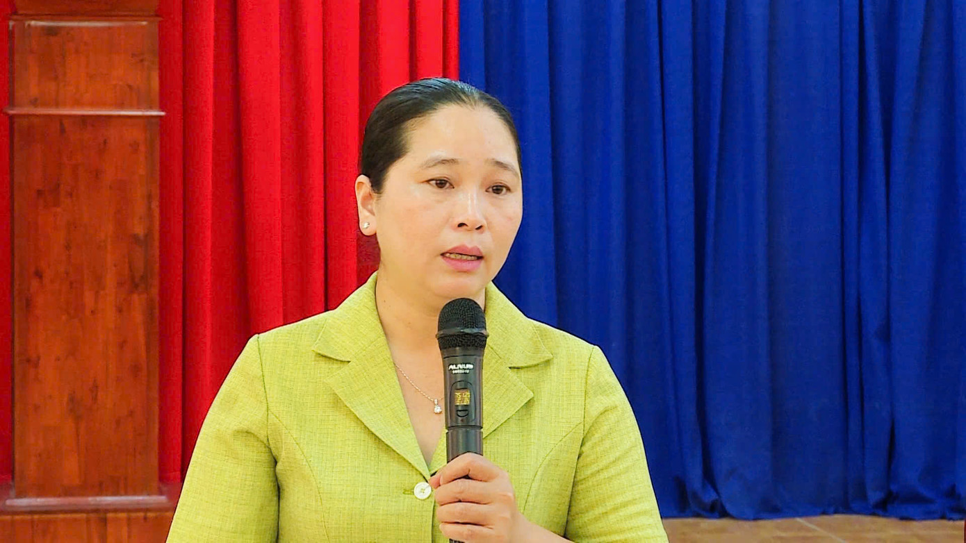 Bà Nguyễn Thu Tư - Giám đốc Sở Dân tộc và Tôn giáo tỉnh Cà Mau. Bà Nguyễn Thu Tư - Giám đốc Sở Dân tộc và Tôn giáo tỉnh Cà Mau.