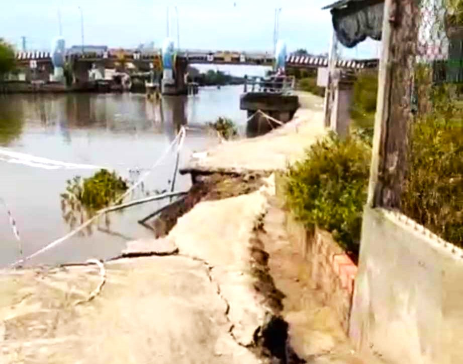 Hiện trường vụ sạt lở. Hiện trường vụ sạt lở.