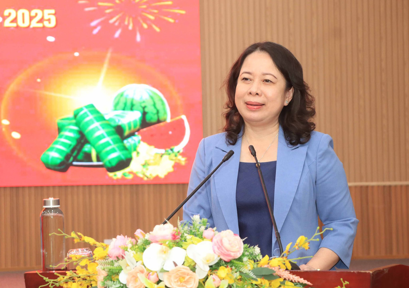 Phó Chủ tịch nước Võ Thị Ánh Xuân phát biểu tại buổi tặng quà.