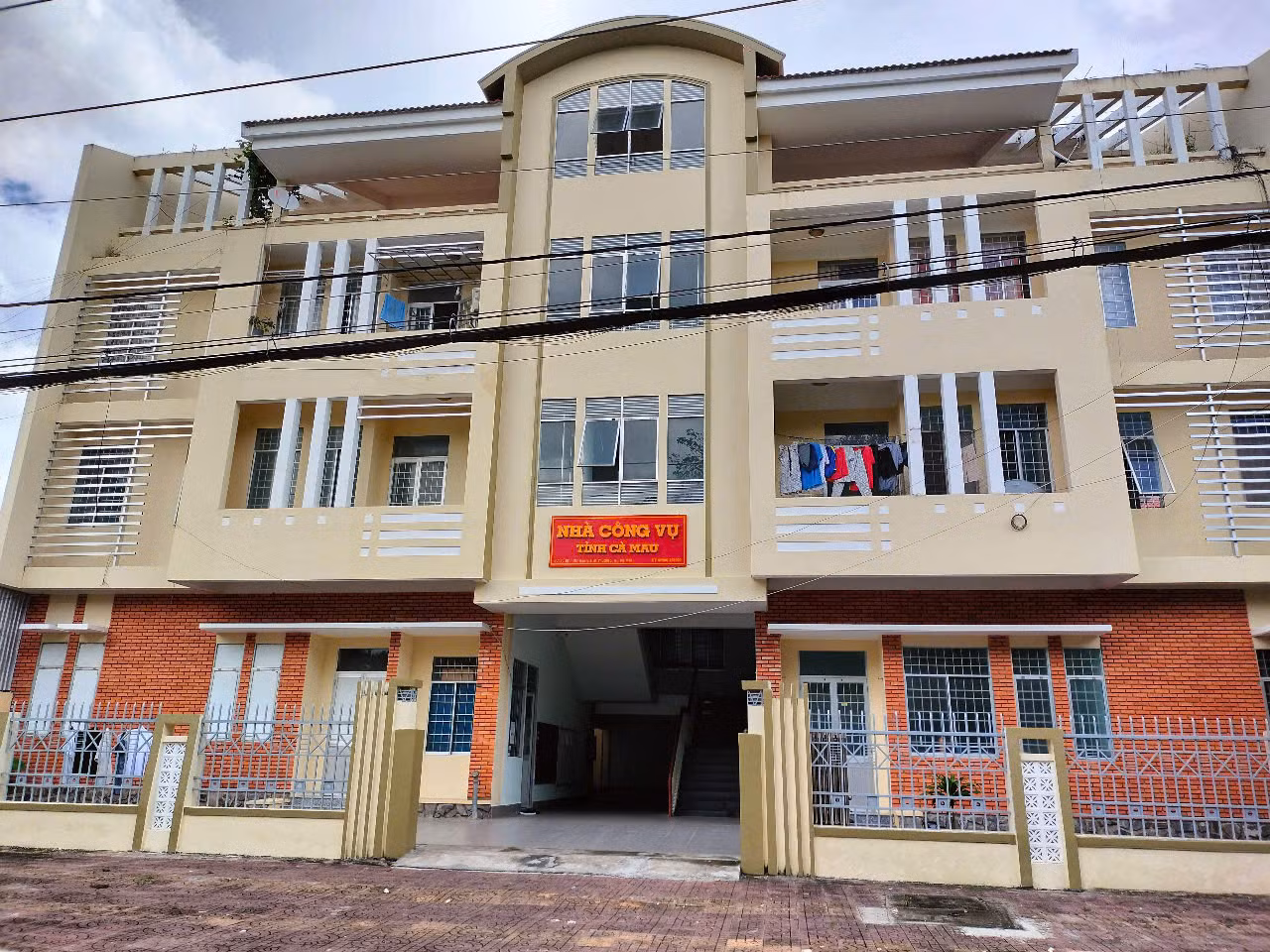 Nhà ở công vụ tỉnh Cà Mau.