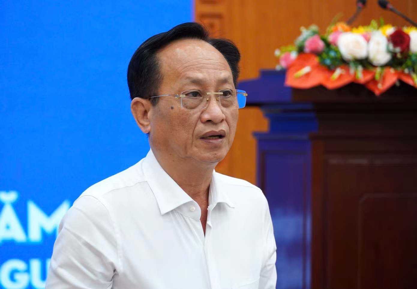 Ông Phạm Văn Thiều - Chủ tịch UBND tỉnh Bạc Liêu trả lời báo chí tại buổi họp báo.