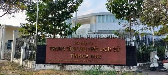 Trung tâm lưu trữ lịch sử tỉnh Cà Mau.