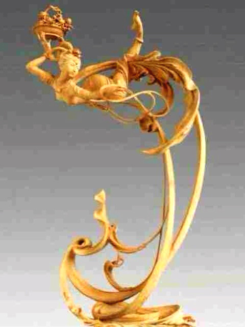 Độc phẩm gỗ sưa định giá bằng vàng ảnh 1