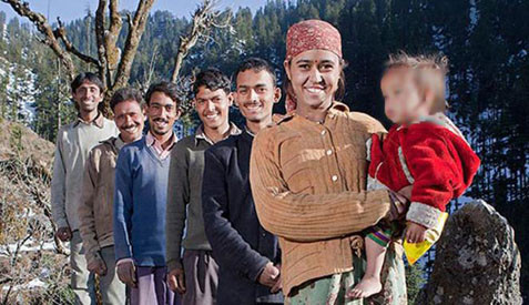 Rajo Verma và 5 người chồng chung sống hạnh phúc