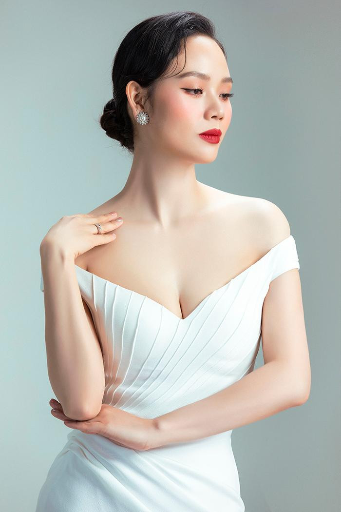 Hoa hậu Mai Phương trẻ trung ở tuổi 37. Ảnh: NVCC.