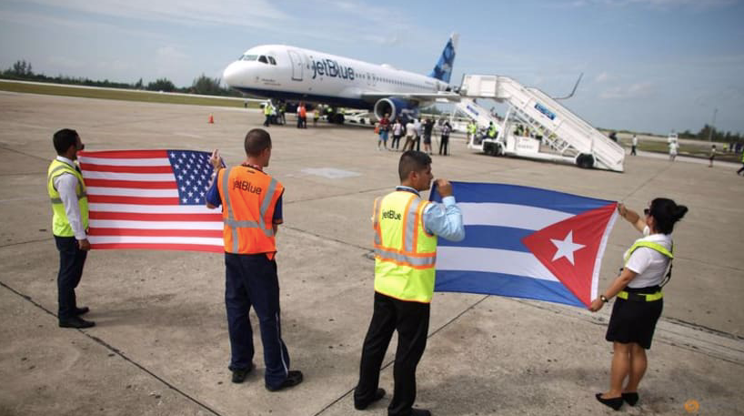 Một chiếc máy bay JetBlue ở sân bay Abel Santamaria của Cuba năm 2016. (Ảnh: Reuters) Một chiếc máy bay JetBlue ở sân bay Abel Santamaria của Cuba năm 2016. (Ảnh: Reuters)
