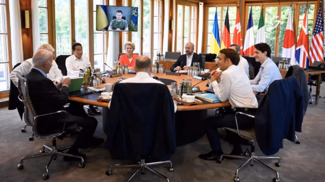 Tổng thống Ukraine Volodymyz Zelensky có bài phát biểu trực tuyến trước các lãnh đạo G7 ngày 26/6. (Ảnh: CNN) Tổng thống Ukraine Volodymyz Zelensky có bài phát biểu trực tuyến trước các lãnh đạo G7 ngày 26/6. (Ảnh: CNN)