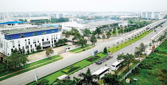 Bộ Tài chính dự kiến, năm 2023 sẽ giảm 3.500 tỷ đồng tiền thuê đất cho người dân, doanh nghiệp. (Ảnh minh họa: ST). Bộ Tài chính dự kiến, năm 2023 sẽ giảm 3.500 tỷ đồng tiền thuê đất cho người dân, doanh nghiệp. (Ảnh minh họa: ST).