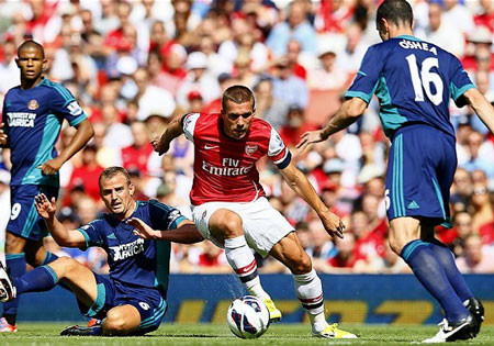 Arsenal luôn gặp khó khăn mỗi khi hành quân đến sân của Sunderland