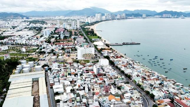 Chính phủ thí điểm cho phép Khánh Hòa tự duyệt điều chỉnh cục bộ quy hoạch chung đô thị. Chính phủ thí điểm cho phép Khánh Hòa tự duyệt điều chỉnh cục bộ quy hoạch chung đô thị.