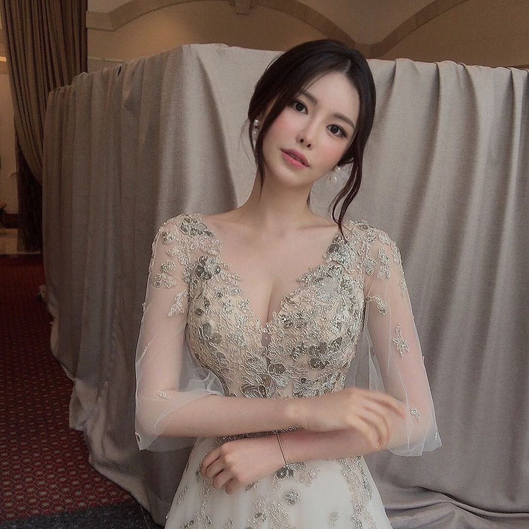 Soyun Kim năm nay 28 tuổi, đang theo học diễn xuất và người mẫu tại Đại học Seo Kyeong.