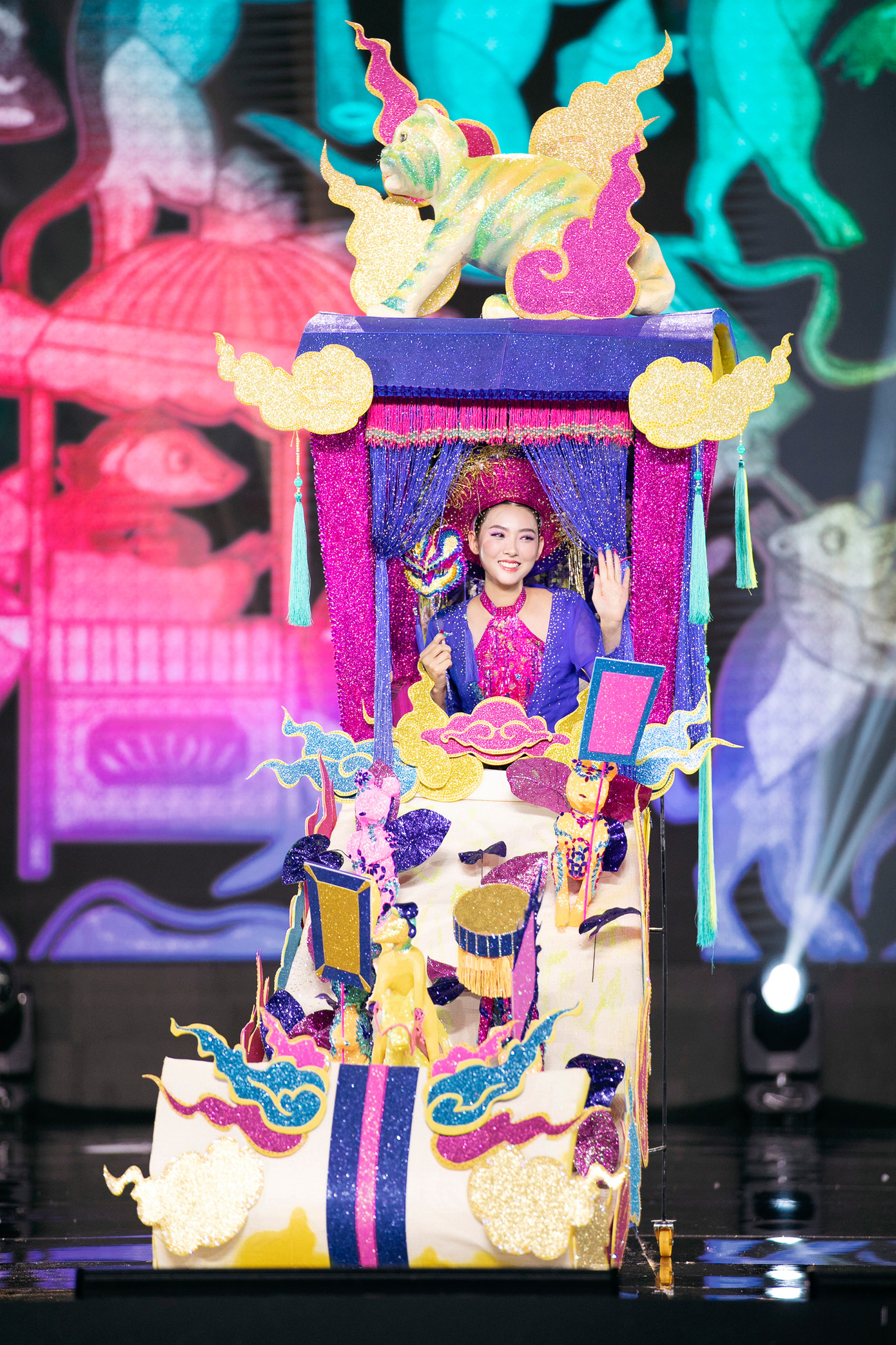 Năm nay ban tổ chức cuộc thi đã chuẩn bị kỹ lưỡng về mọi mặt từ sân khấu, âm thanh, ánh sáng để tạo điều kiện cho các thí sinh có màn trình diễn ấn tượng nhất.