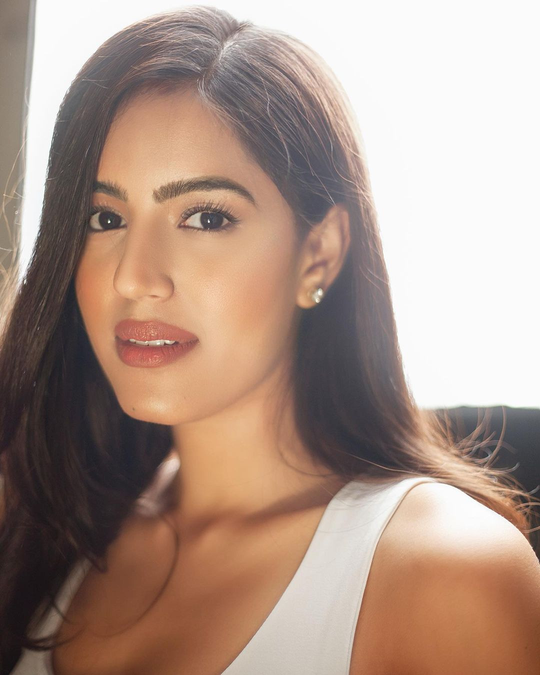 Ấn Độ được xem là "cường quốc sắc đẹp" tại các đấu trường sắc đẹp nói chung và sân chơi Miss Universe nói riêng. Các đại diện Ấn Độ thường ghi điểm bởi nhan sắc mặn mà, kỹ năng chuyên nghiệp và khả năng ứng xử, giao tiếp trôi chảy.