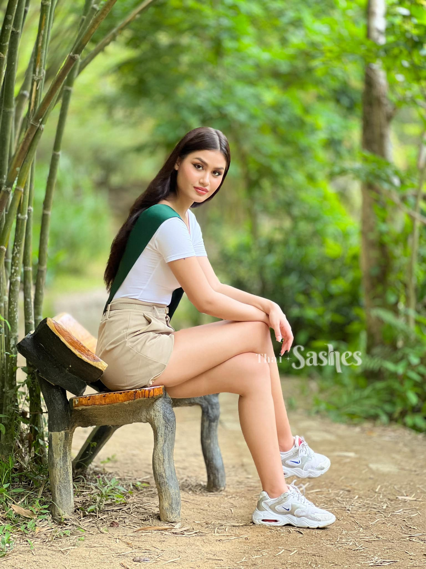 Năm ngoái, đại diện Thái Lan tại Hoa hậu Trái Đất 2022 là người đẹp Chawanphat Kongnim nhưng cô không giành được thành tích nào. Đương kim Hoa hậu Trái Đất là người đẹp Hàn Quốc Mina Sue Choi.